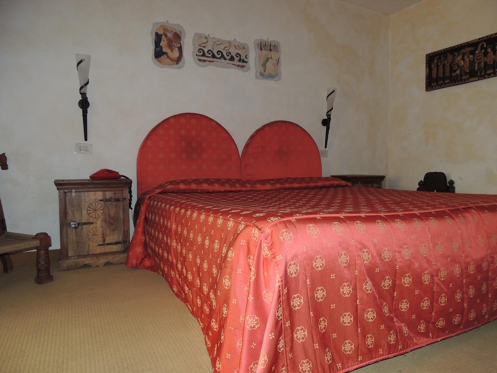 Country Relais I Due Laghi Villa Anguillara Sabazia Oda fotoğraf